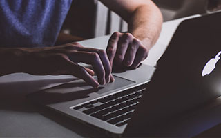 开云体育下载-曼联迎战皇家社会：一场势均力敌的硬仗，足球的精彩瞬间即将上演