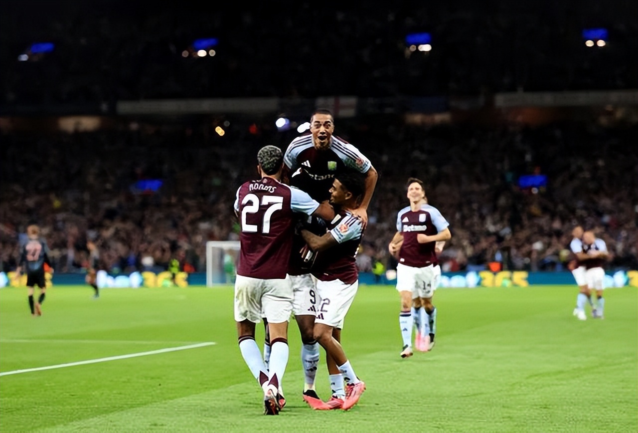 包含杜塞尔多夫迎战多特蒙德,德国足坛豪门对决的词条 包含杜塞尔多夫迎战多特蒙德,德国足坛豪门对决的词条