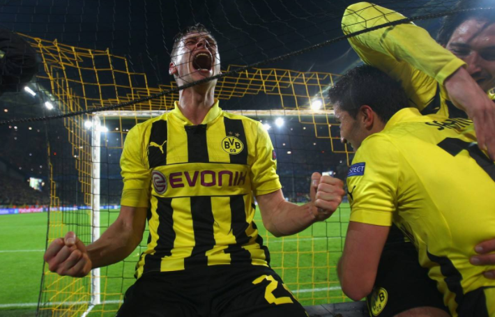 马拉加主场大胜，保级前景一片光明