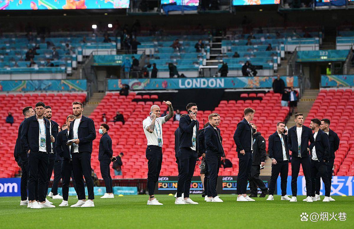 拉齐奥主场不敌佛罗伦萨，球员失误频频