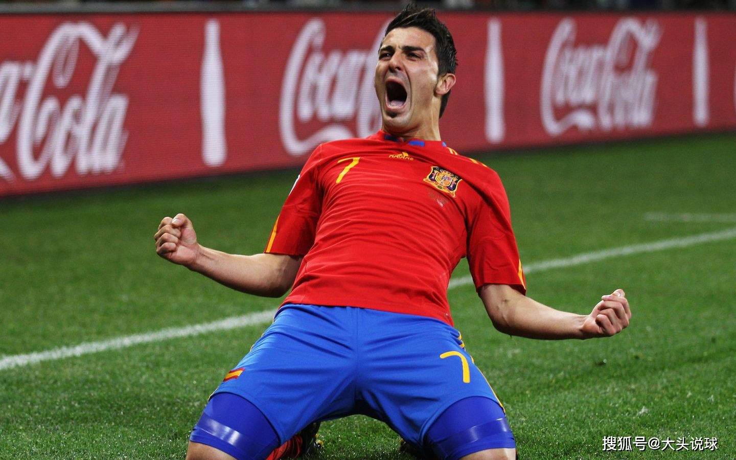 格拉纳达客场不败,新赛季表现亮眼 格拉纳达客场不败,新赛季表现亮眼