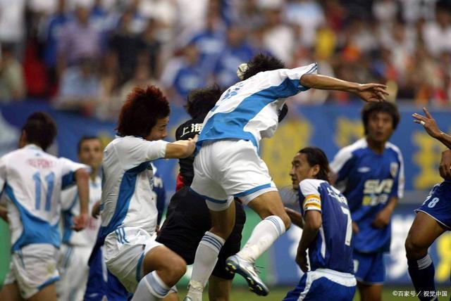 开云体育链接-包含西悉尼流浪者连续不败，争冠形势一片大好的词条