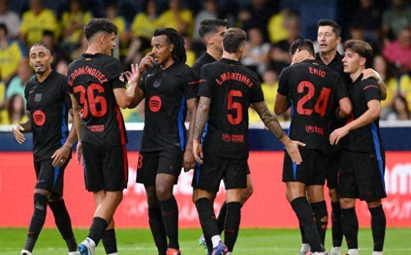 开云体育官网-德约·法蒂制胜绝杀，巴塞罗那努力保持领先