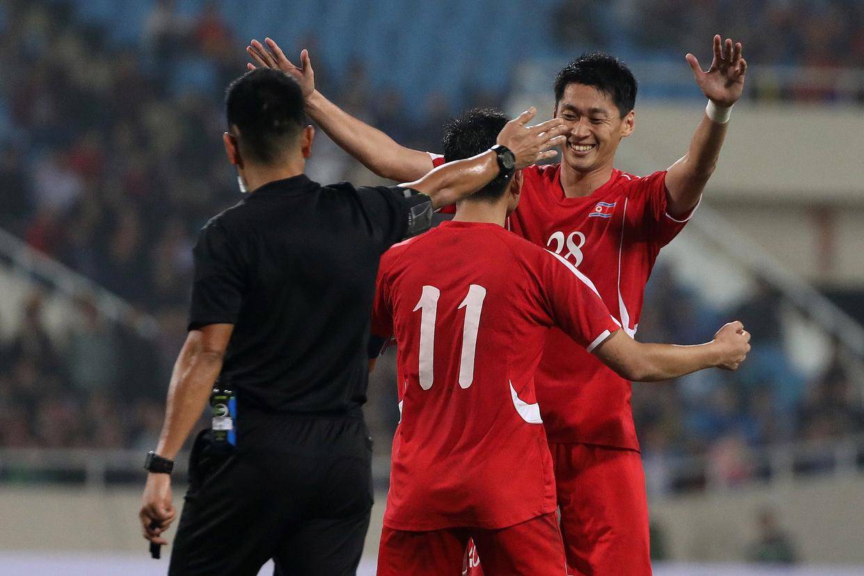 开云体育官网-越南球队在亚洲比赛中打破纪录，取得胜利