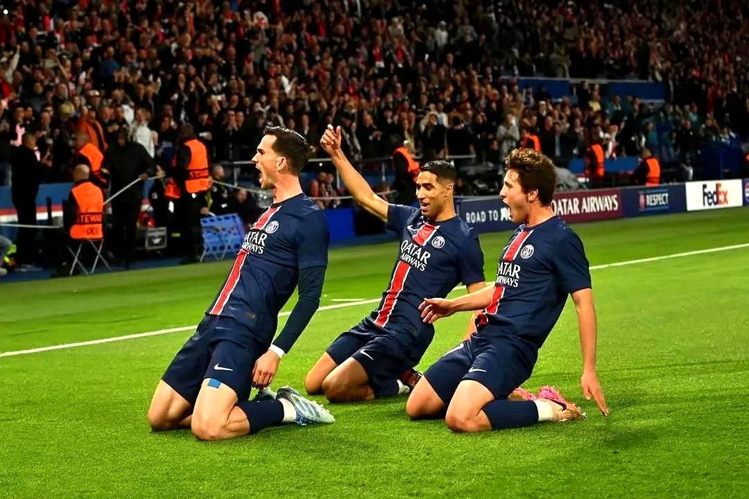 关于巴黎圣日耳曼击败对手，豪取三分的信息