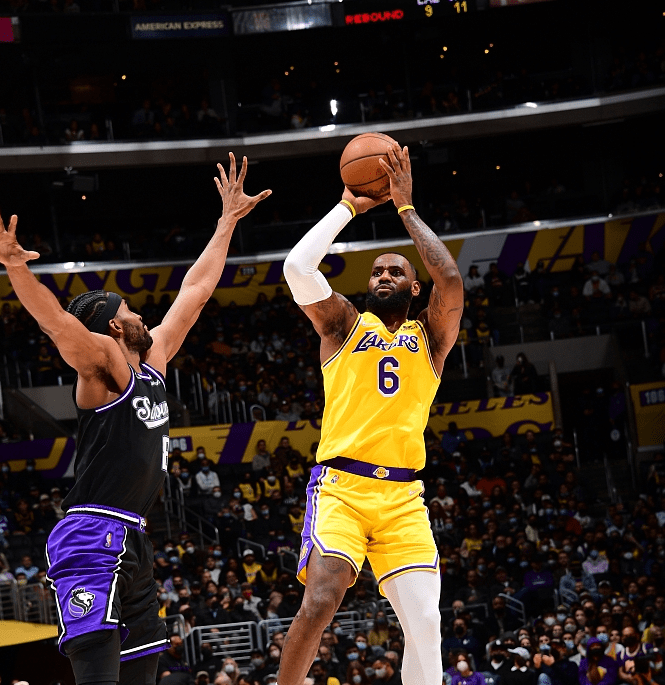 开云体育-包含科威特队员以准确三分球力挽狂澜的词条