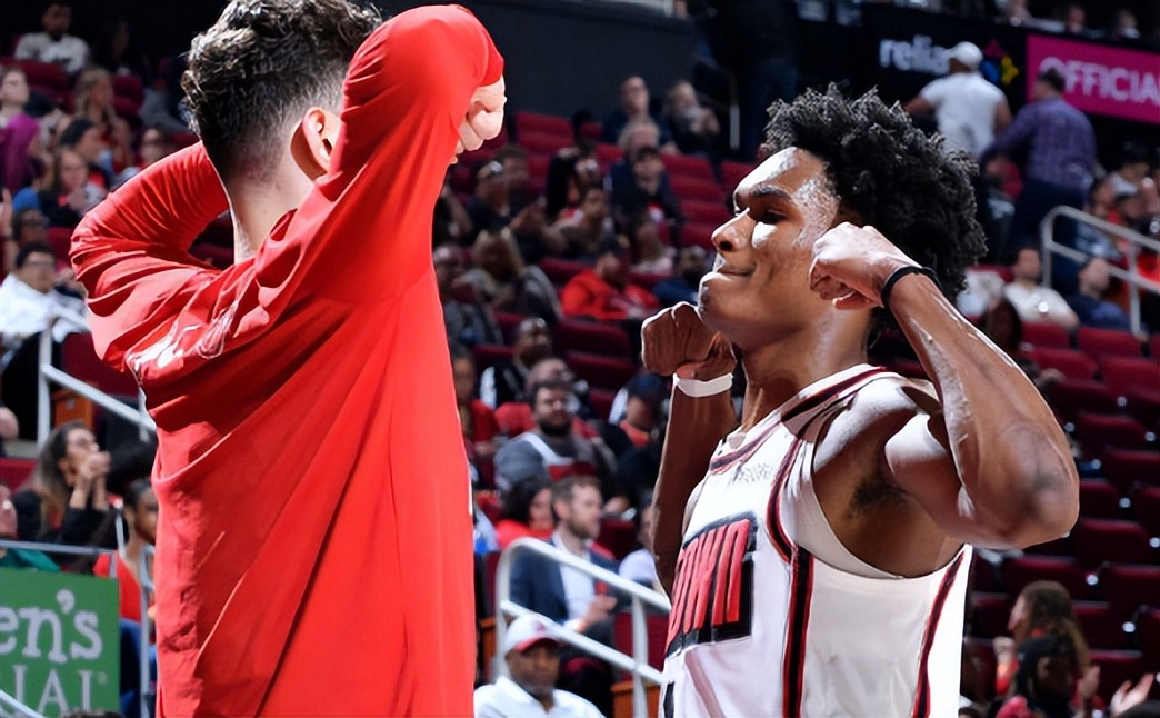 火箭隊主場大勝，一路領先取勝