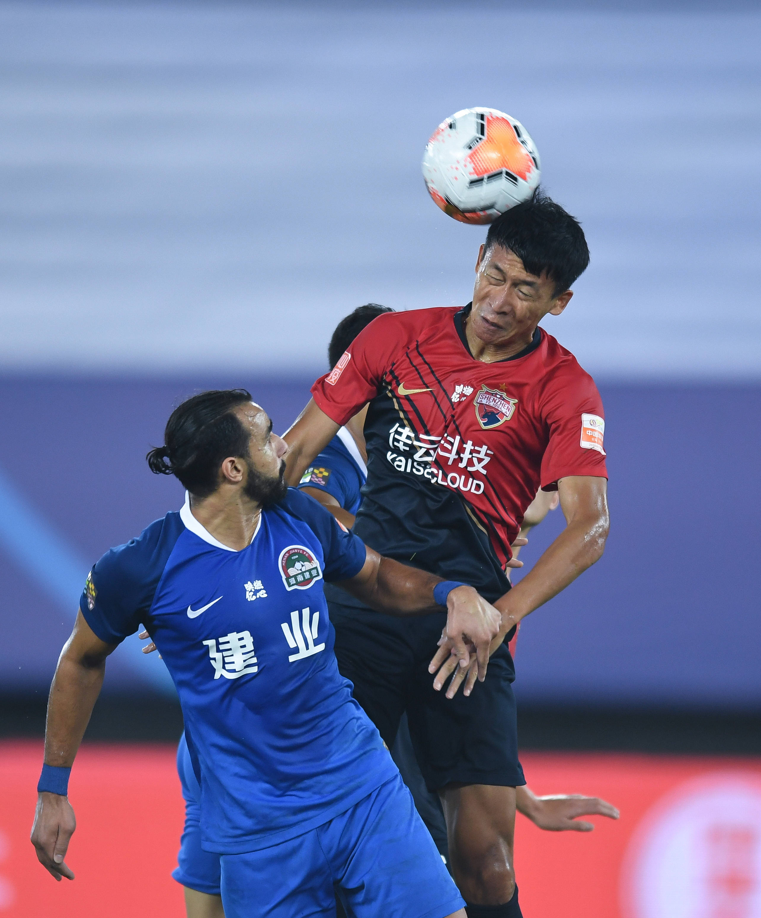 江西绿城击败河南建业，向胜利进发